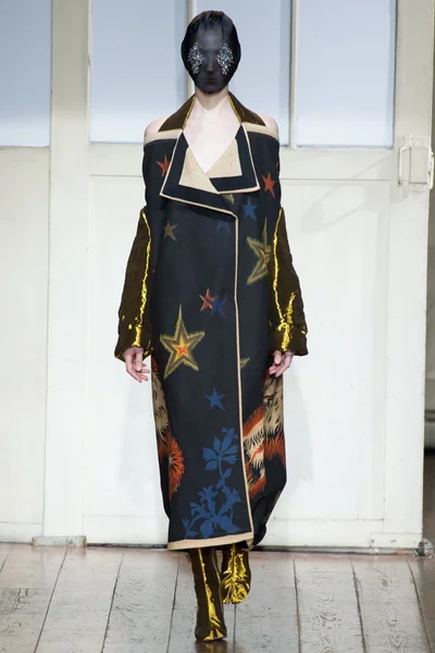 Look 22
